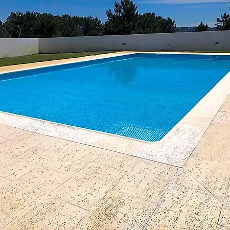 Holiday home Torrezinha- Moradia Moderna Em Com Piscina *