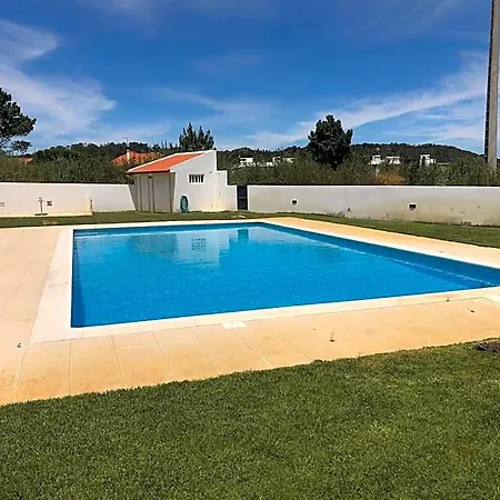 Holiday home Torrezinha- Moradia Moderna Em Com Piscina Salir de Porto