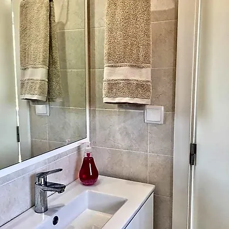 Torrezinha- Moradia Moderna Em Com Piscina Holiday home