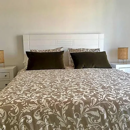 Torrezinha- Moradia Moderna Em Com Piscina Holiday home