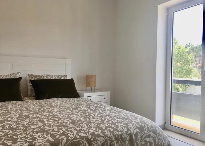 펜션 Torrezinha- Moradia Moderna Em Com Piscina *