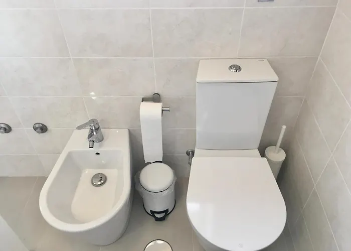 펜션 Torrezinha- Moradia Moderna Em Com Piscina *