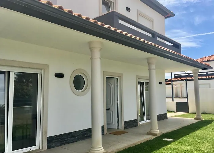 펜션 Torrezinha- Moradia Moderna Em Com Piscina Salir de Porto